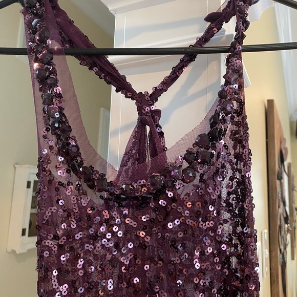 Sequin Tank Top - Picture 2 of 5